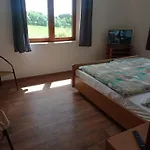 U Bečova Nad Teplou Apartamento